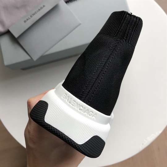 BALENCIAGA SPEED 2.0 SNEAKER IN BLACK - BB145