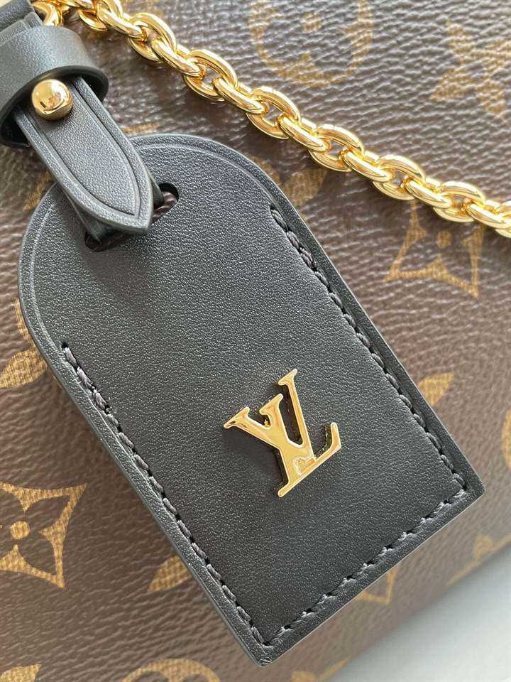 LOUIS VUITTON PETITE MALLE SOUPLE - LBV227