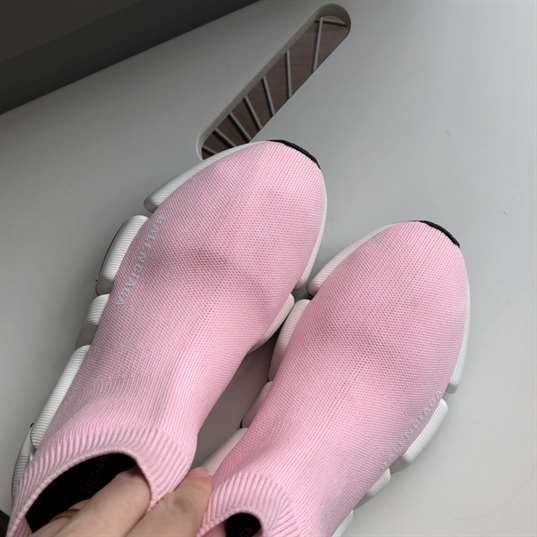 BALENCIAGA SPEED 2.0 SNEAKER IN PINK- BB146