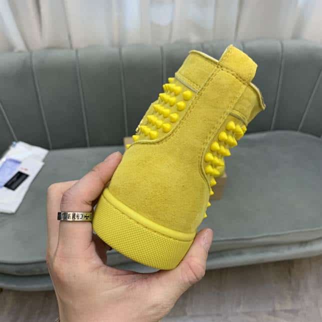 CHRISTIAN LOUBOUTIN HIGH TOP SNEAKER - CL133