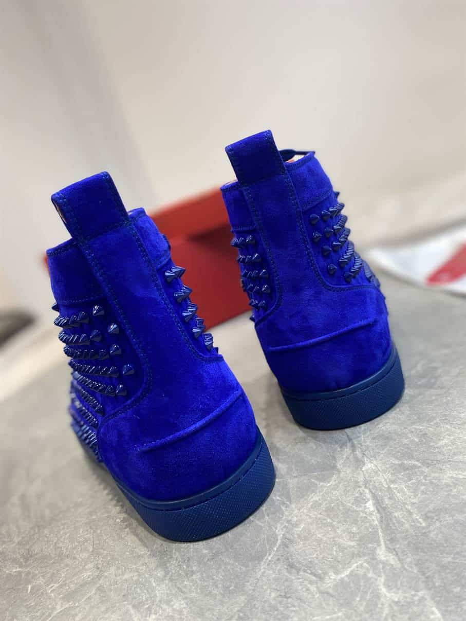 CHRISTIAN LOUBOUTIN HIGH TOP SNEAKER - CL122