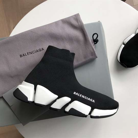 BALENCIAGA SPEED 2.0 SNEAKER IN BLACK - BB145