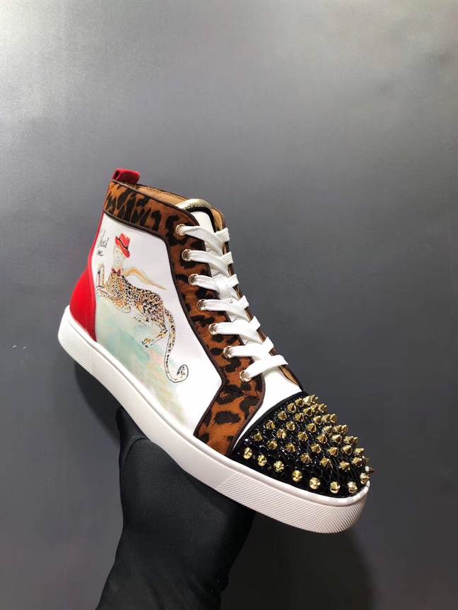 CHRISTIAN LOUBOUTIN HIGH TOP SNEAKER - CL142