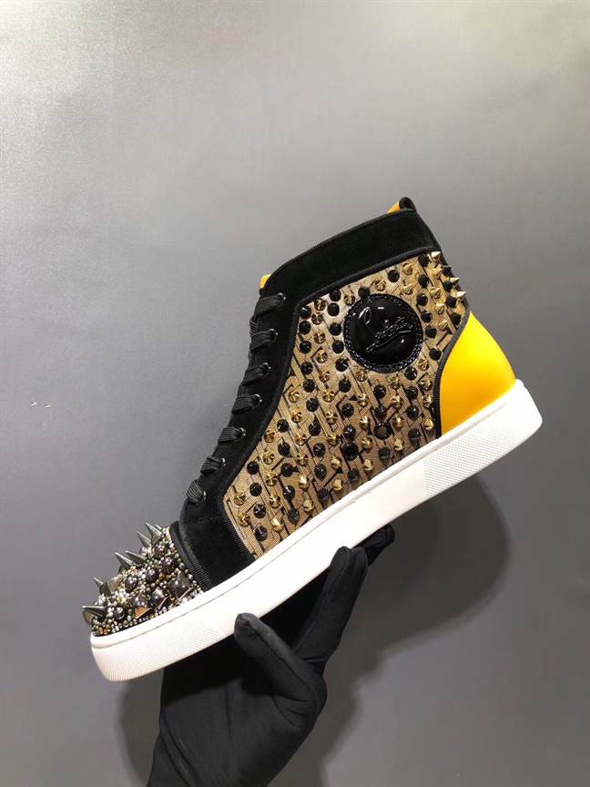 CHRISTIAN LOUBOUTIN HIGH TOP SNEAKER - CL141