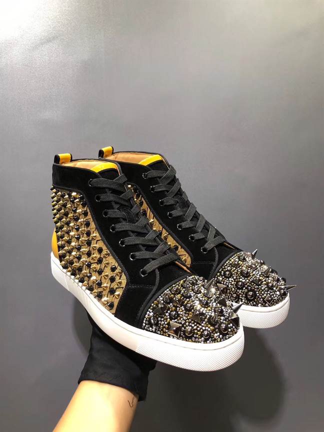 CHRISTIAN LOUBOUTIN HIGH TOP SNEAKER - CL141