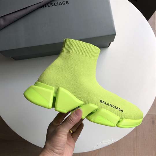 BALENCIAGA MEN'S SPEED 2.0 SNEAKER IN YELLOW - BB140