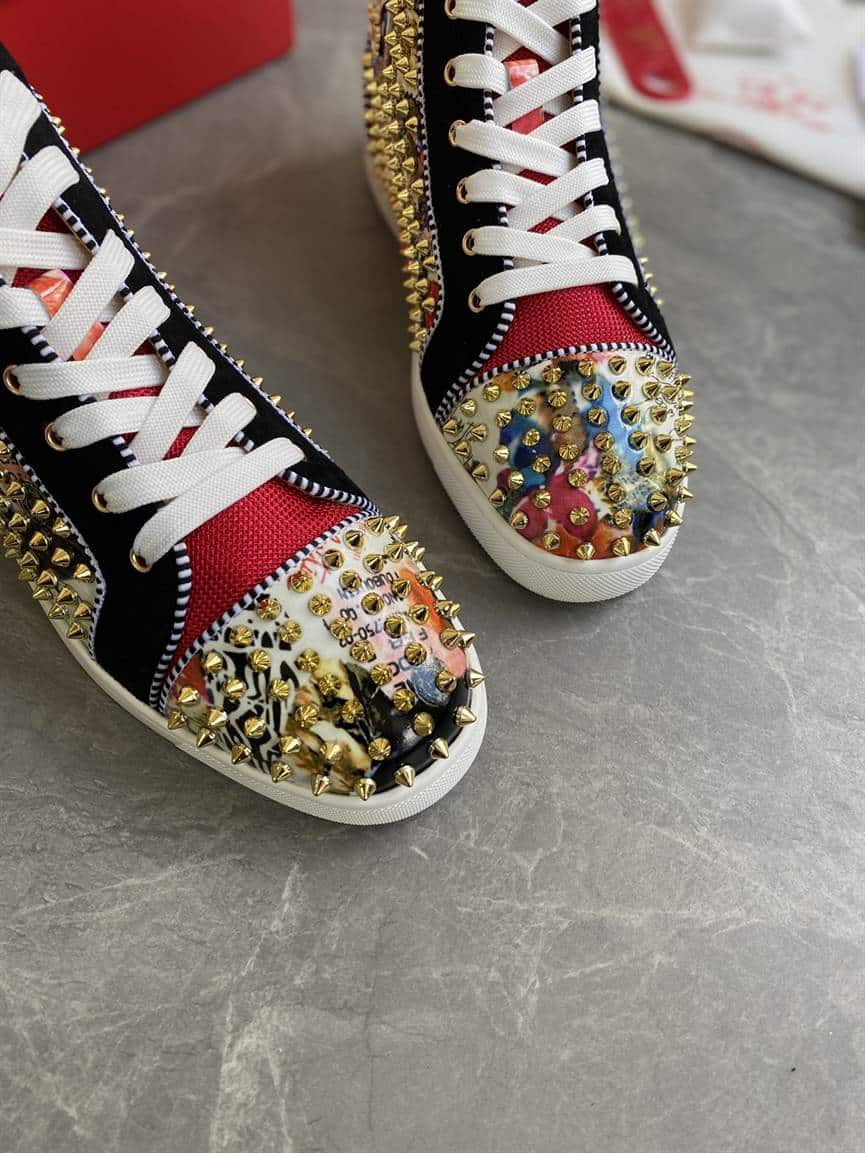 CHRISTIAN LOUBOUTIN HIGH TOP SNEAKER - CL124