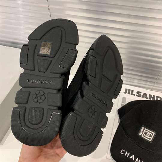 BALENCIAGA MEN'S SPEED 2.0 SNEAKER - BB157