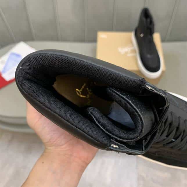 CHRISTIAN LOUBOUTIN HIGH TOP SNEAKER - CL119