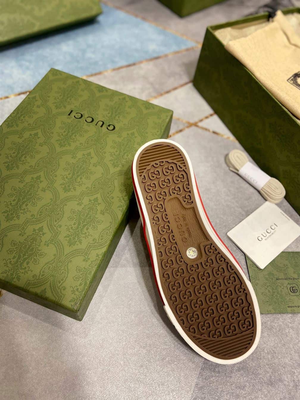 Men's Gucci Tennis 1977 sneaker - GC086