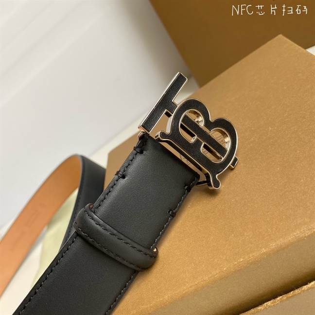BURBERRY BELT - B48