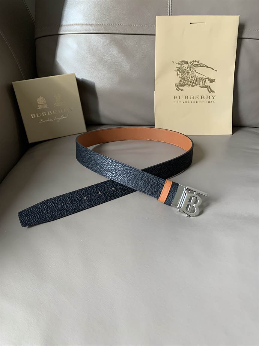 BURBERRY BELT - B44