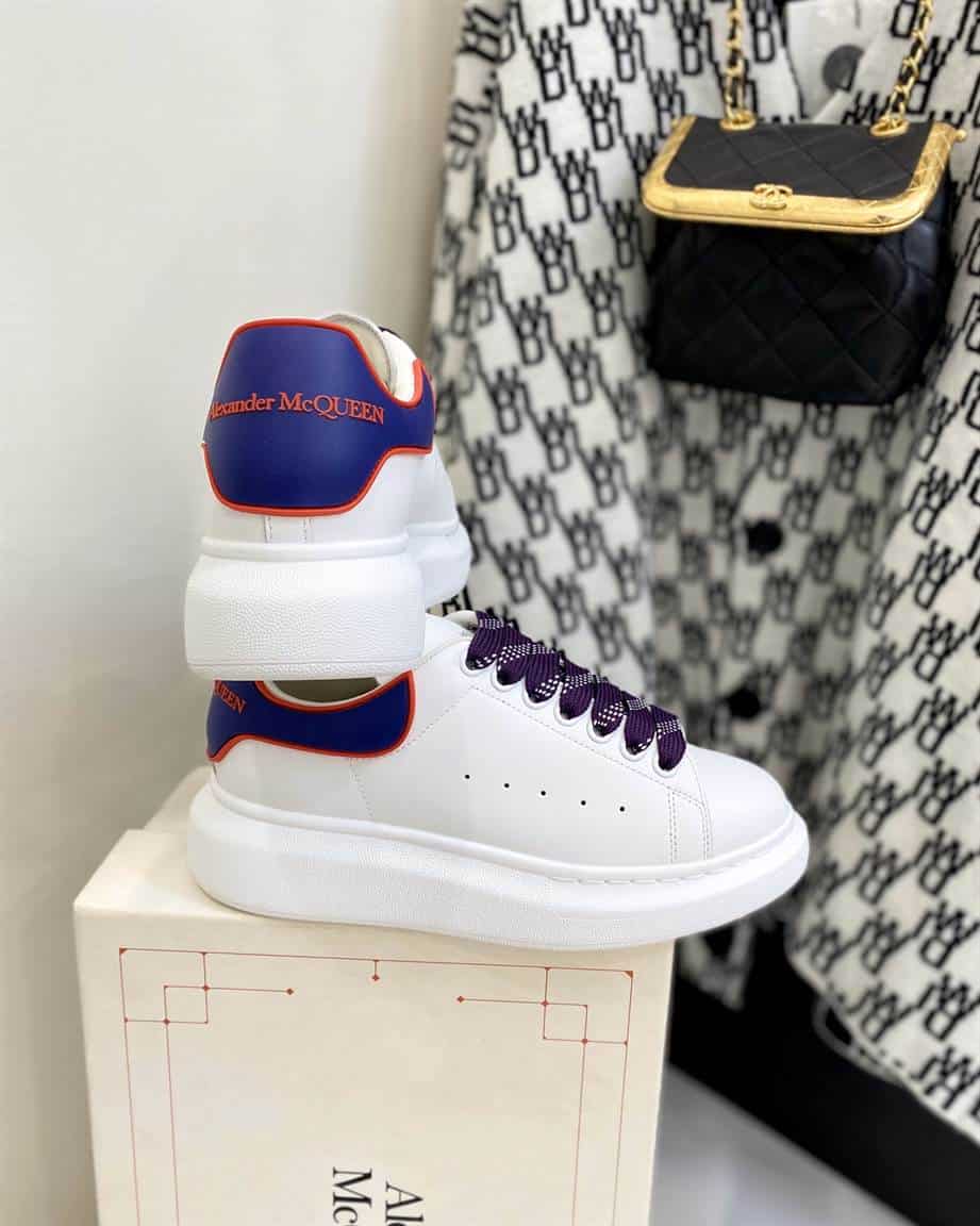 ALEXANDER MCQUEEN SNEAKER - AM23