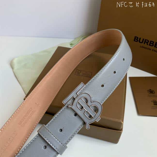 BURBERRY BELT - B47