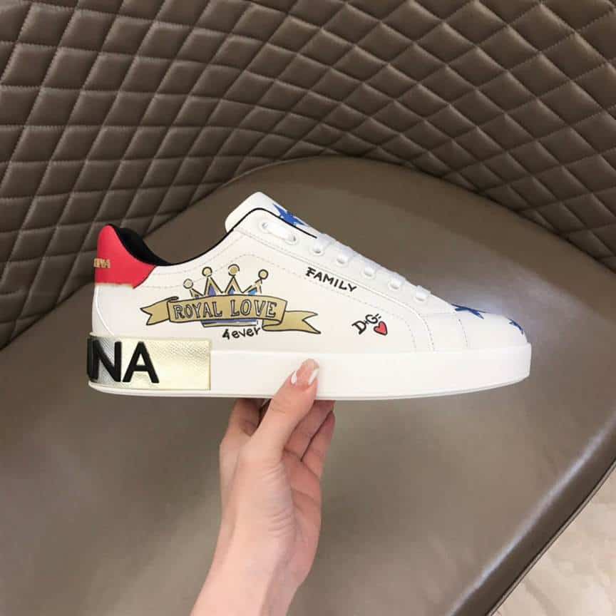 DOLCE AND GABBANA LEATHER ROYAL LOVE PRINT SNEAKERS IN WHITE - DG103