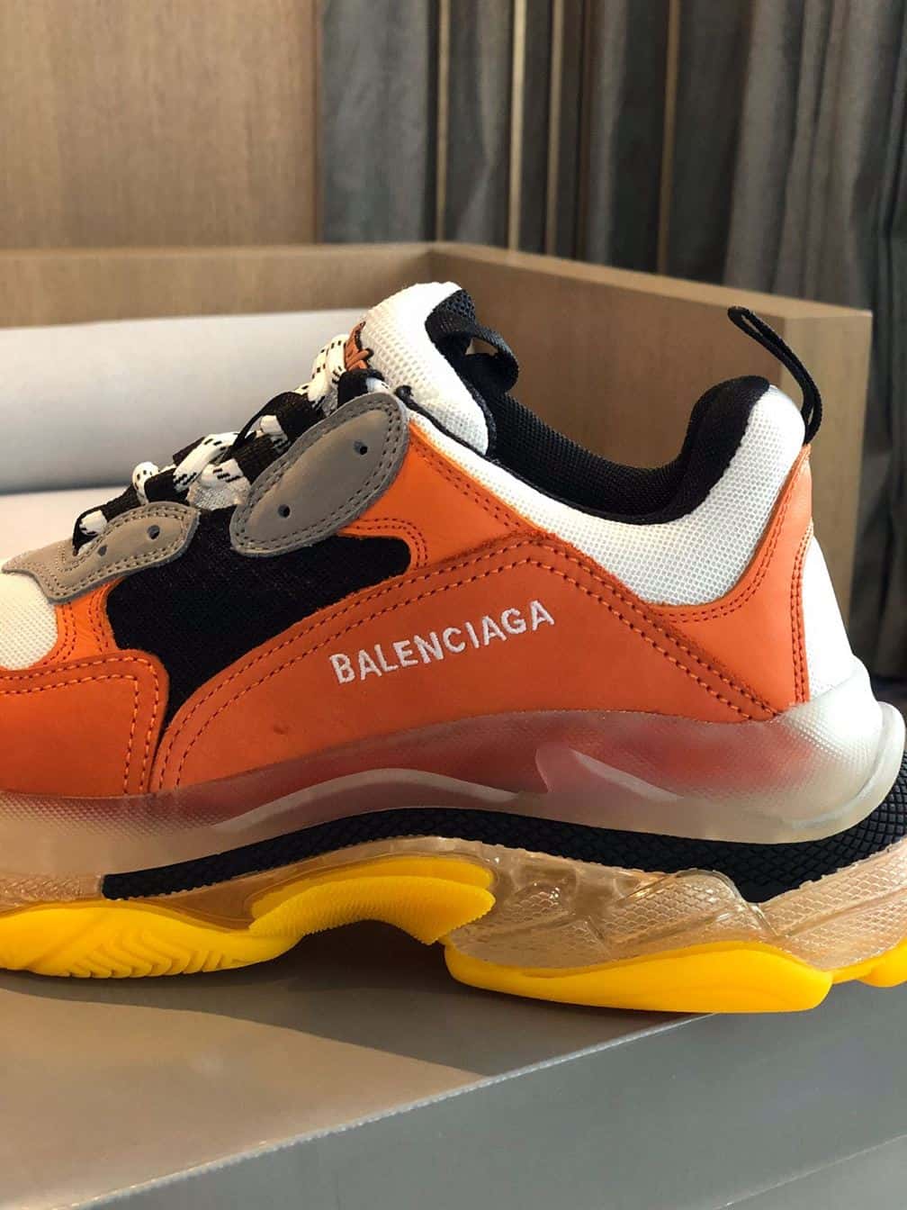 BALENCIAGA TRIPLE S - BB173