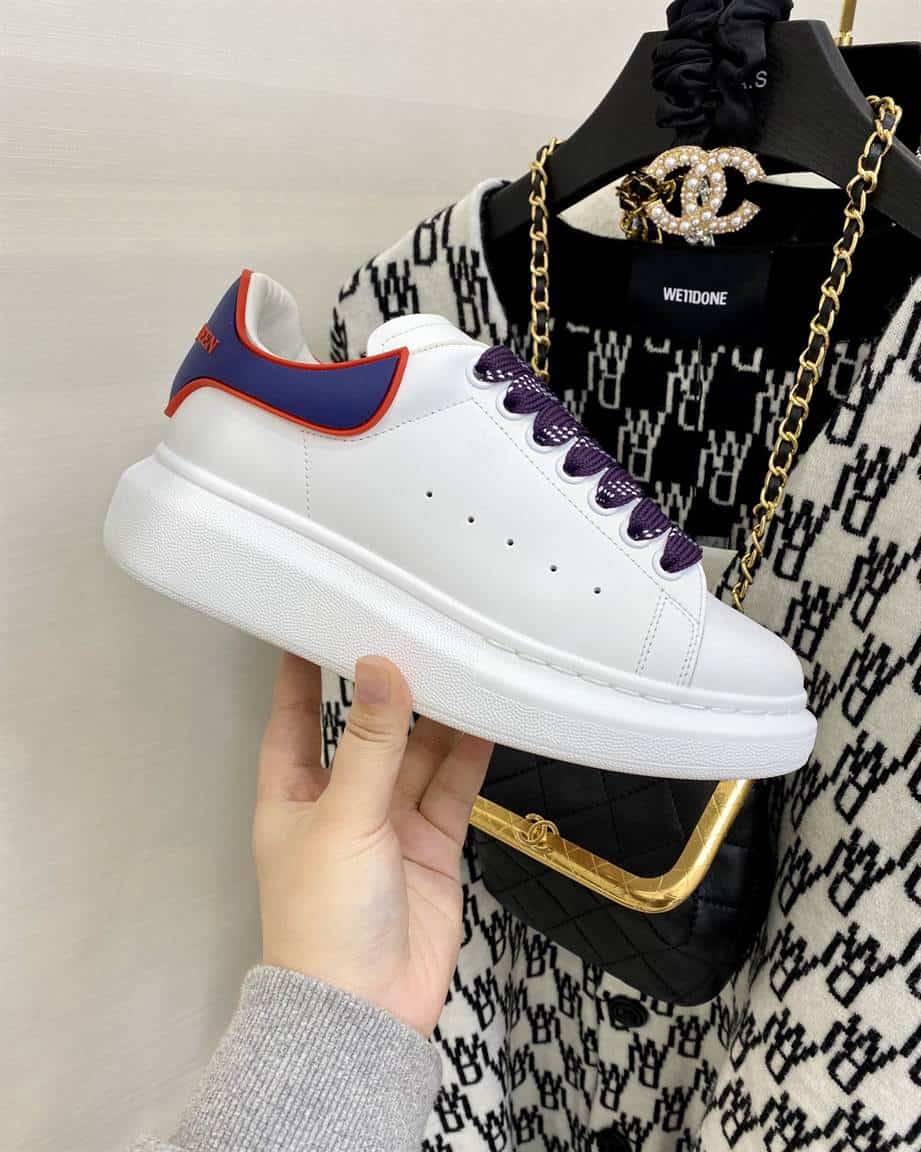 ALEXANDER MCQUEEN SNEAKER - AM23