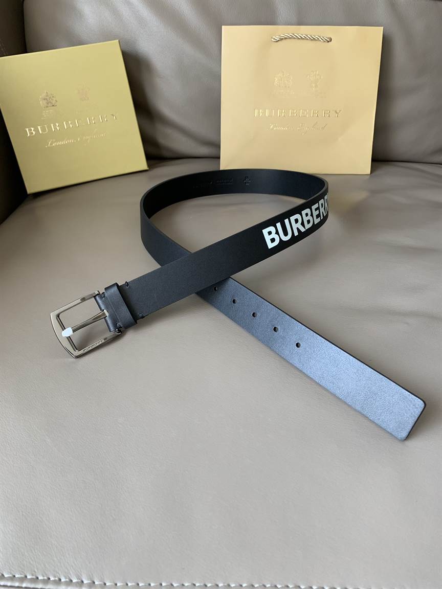 BURBERRY BELT - B35