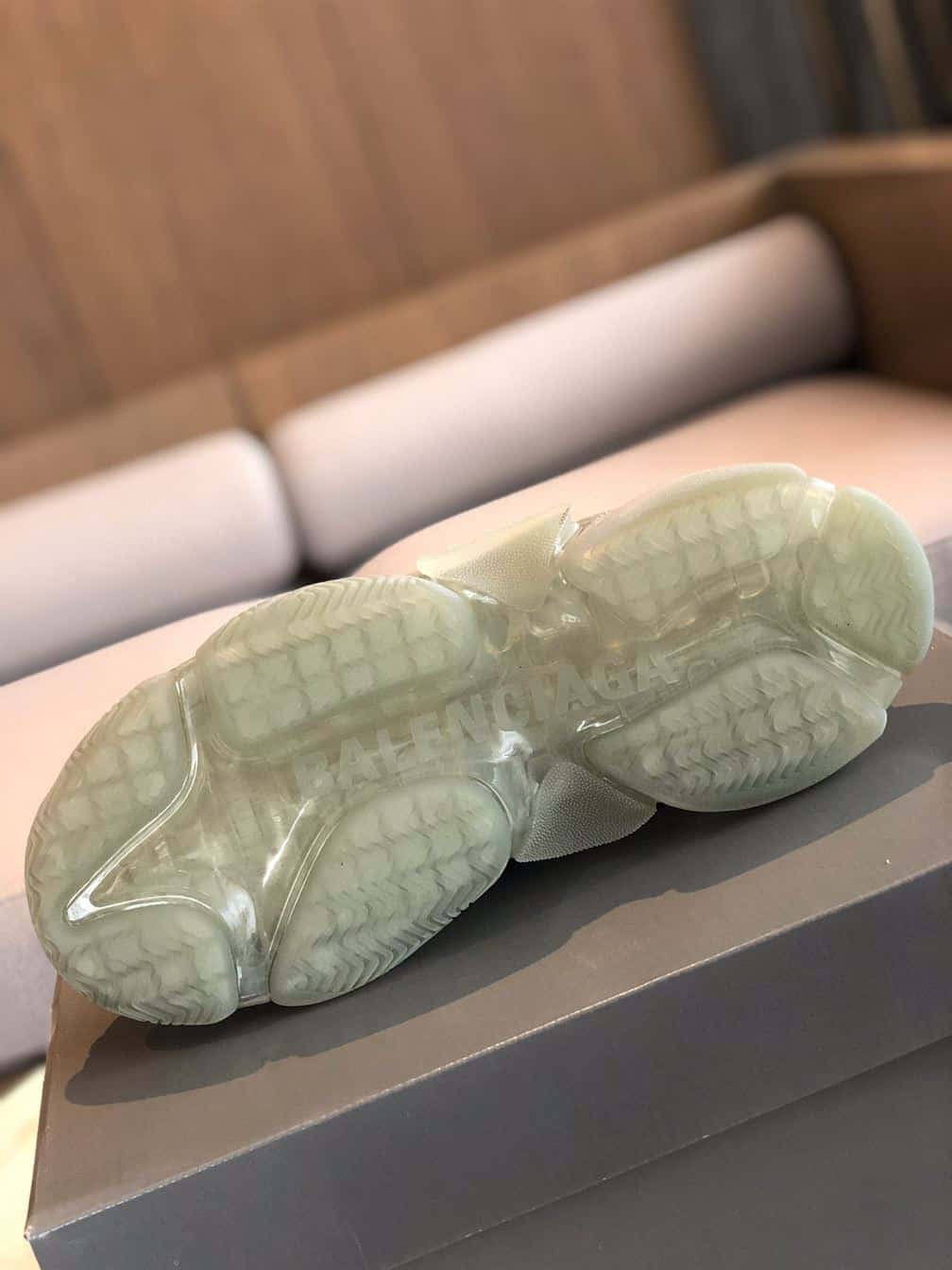 BALENCIAGA TRIPLE S - BB172