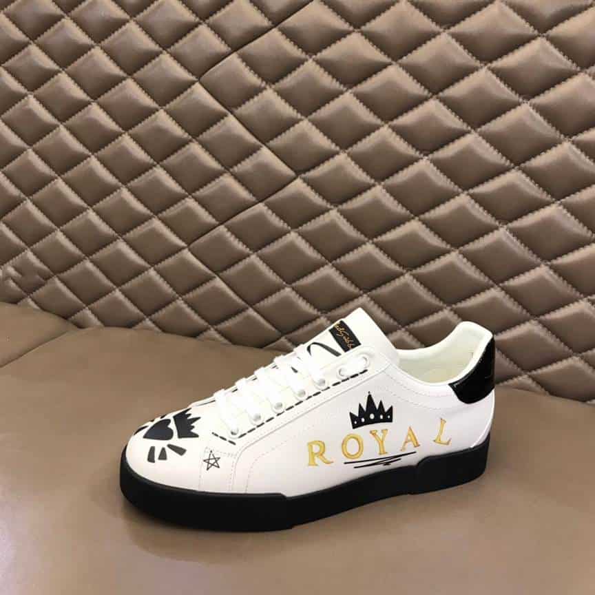 DOLCE AND GABBANA PORTOFINO WASP PRINT SNEAKERS IN WHITE - DG104