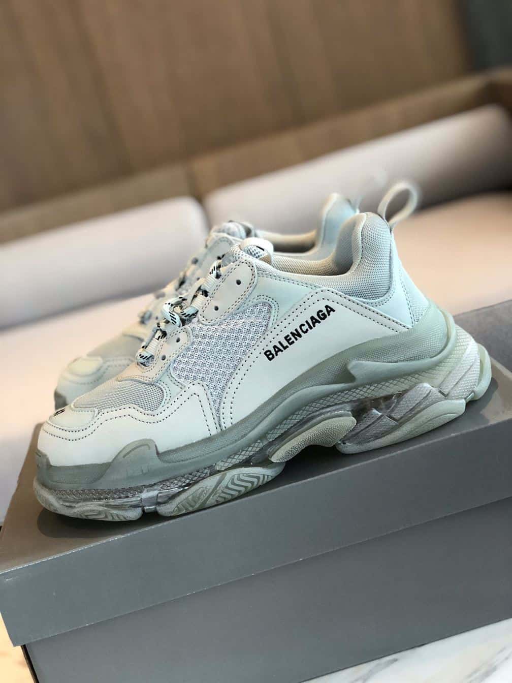 BALENCIAGA TRIPLE S - BB172