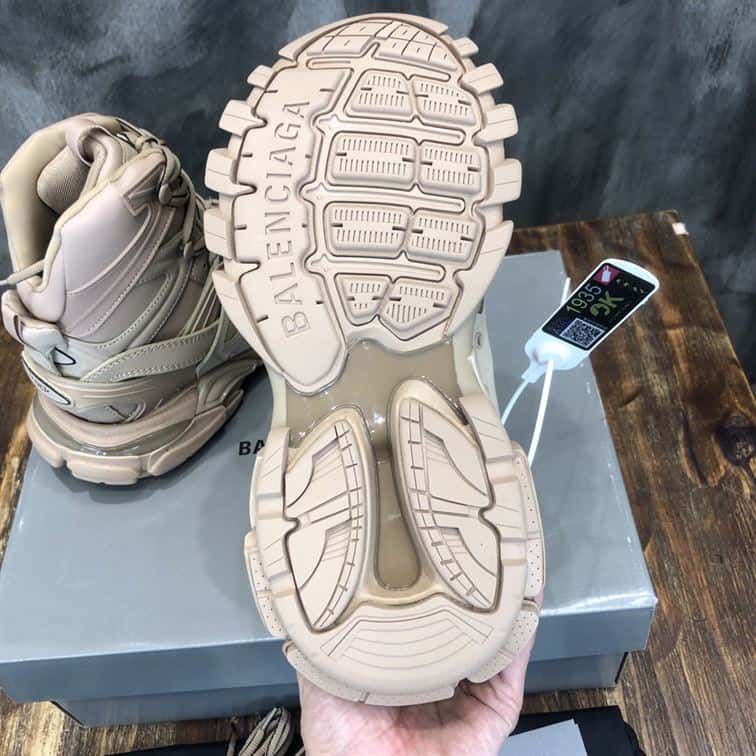 MEN'S TRACK HIKE TRAINERS IN GREY - BB167