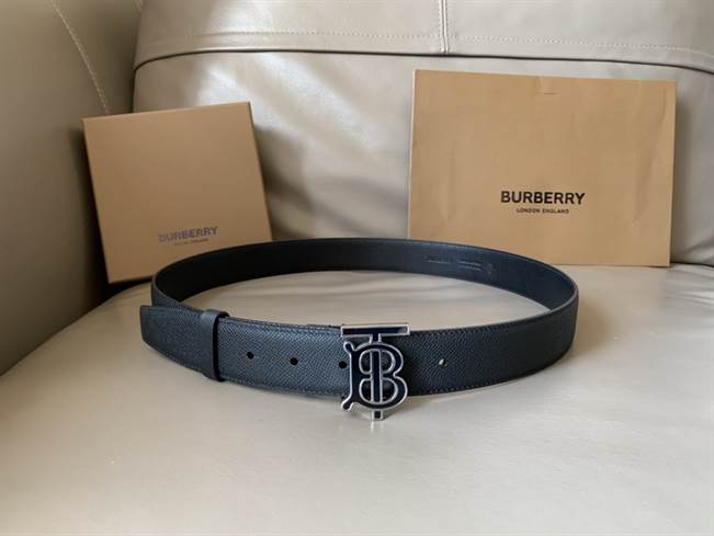 BURBERRY BELT - B39