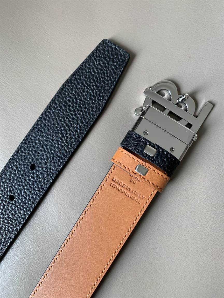 BURBERRY BELT - B44
