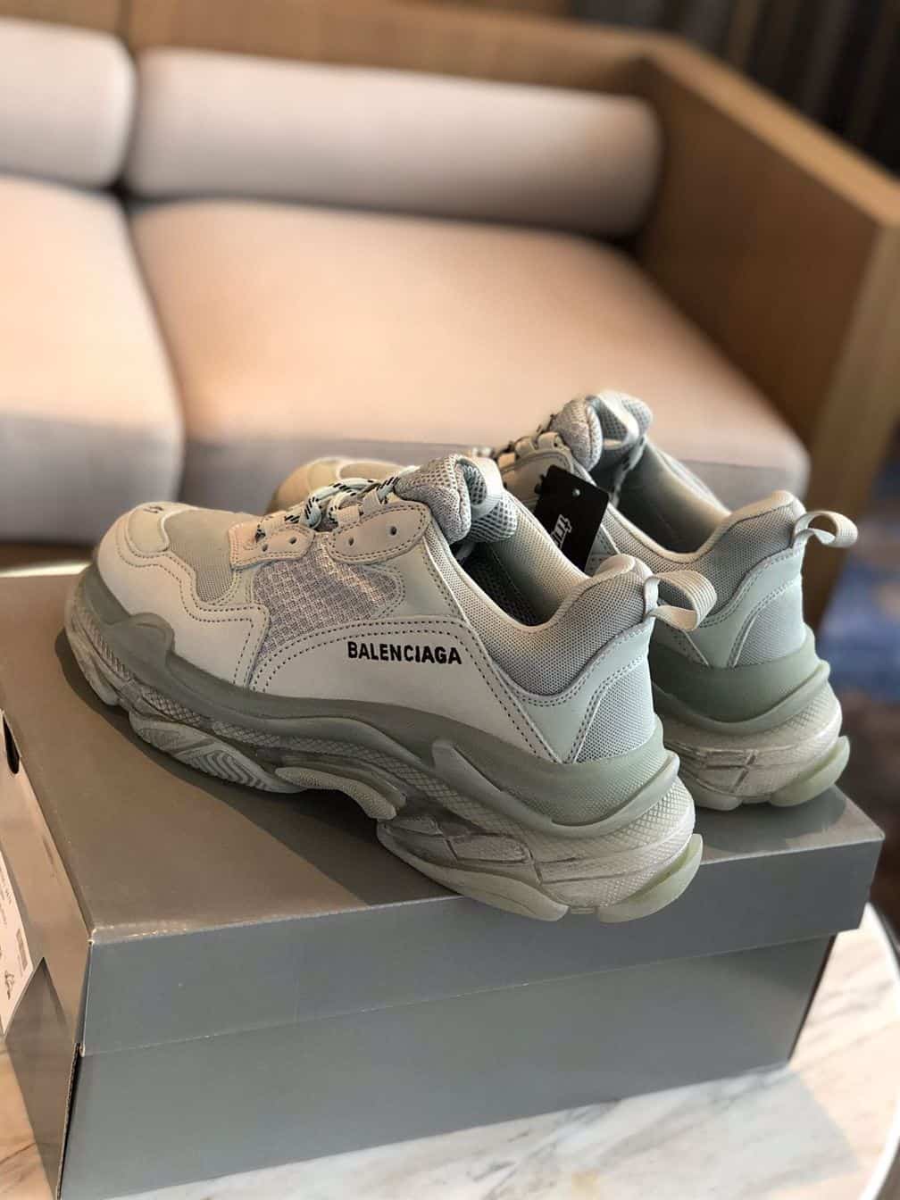 BALENCIAGA TRIPLE S - BB172
