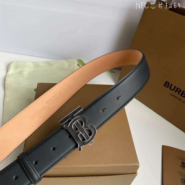 BURBERRY BELT - B48