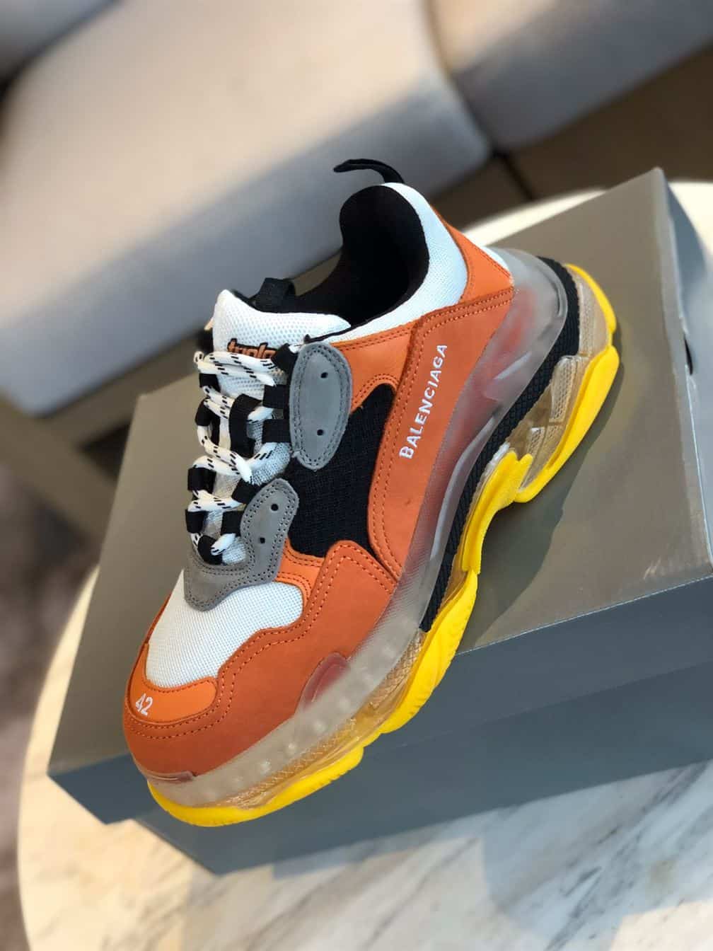 BALENCIAGA TRIPLE S - BB173