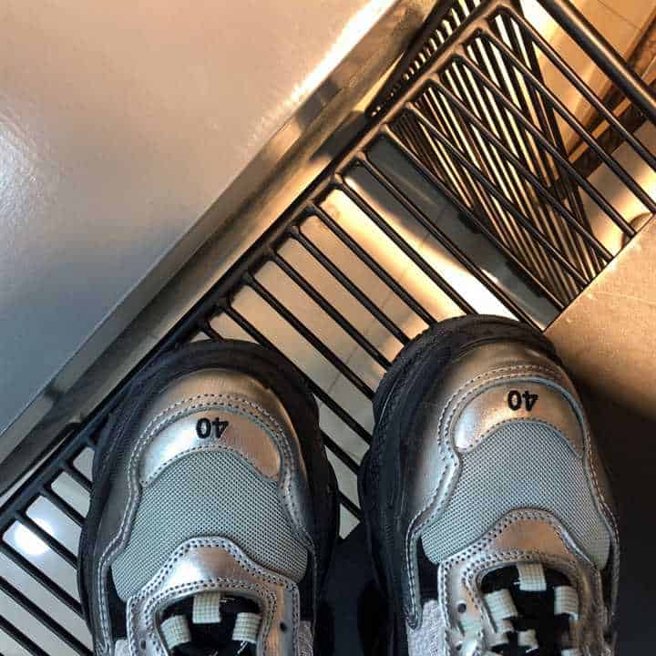 BALENCIAGA TRIPLE S WHITE & BLACK SOLE SNEAKERS - BB170