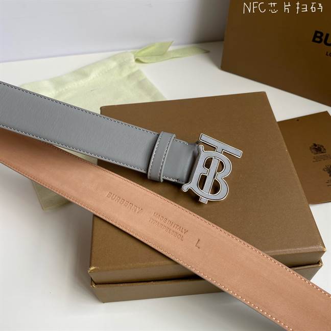 BURBERRY BELT - B47