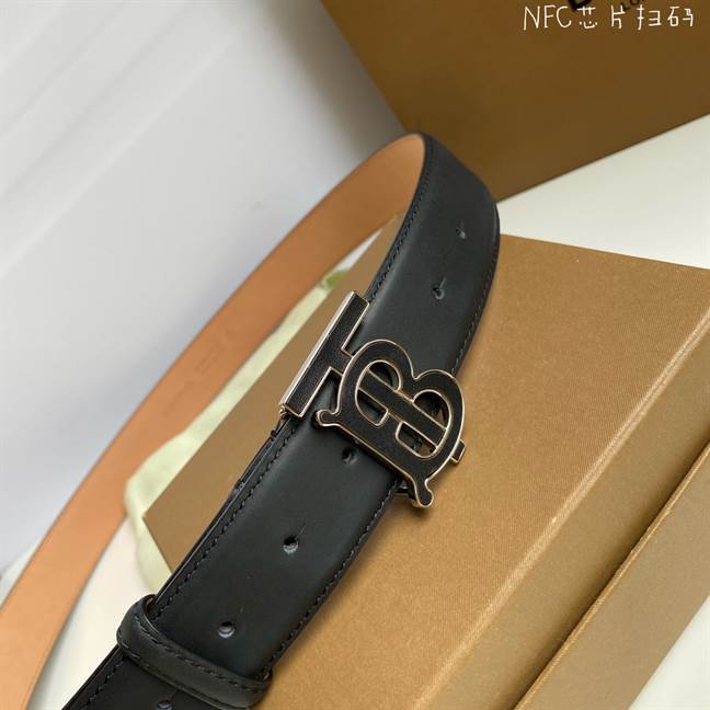 BURBERRY BELT - B48