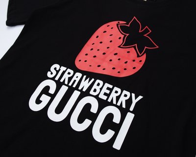 Gucci Strawberry T-Shirt - GC0022