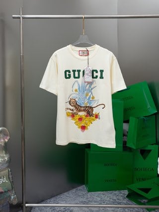 GUCCI Tiger T-Shirt - GC0054