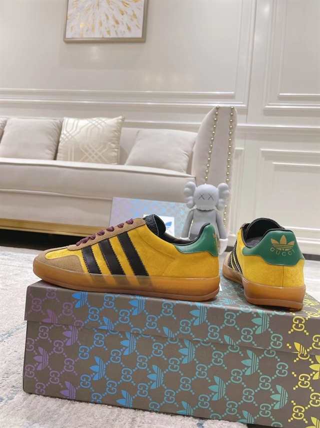 GUCCI GAZELLE SNEAKER - GC104