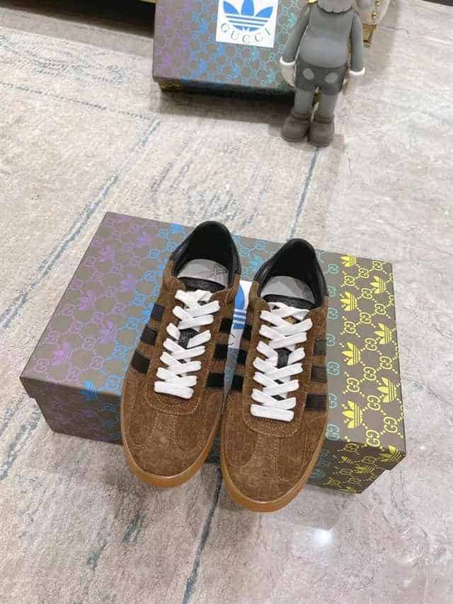 GUCCI GAZELLE SNEAKER - GC105