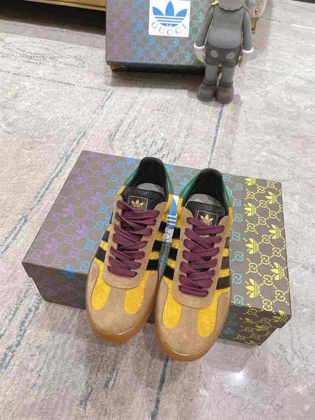 GUCCI GAZELLE SNEAKER - GC104