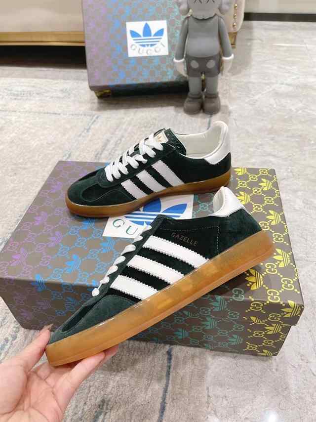 GUCCI GAZELLE SNEAKER - GC103