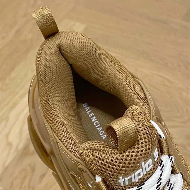 BALENCIAGA MEN'S TRIPLE S SNEAKER CLEAR SOLE - BB184