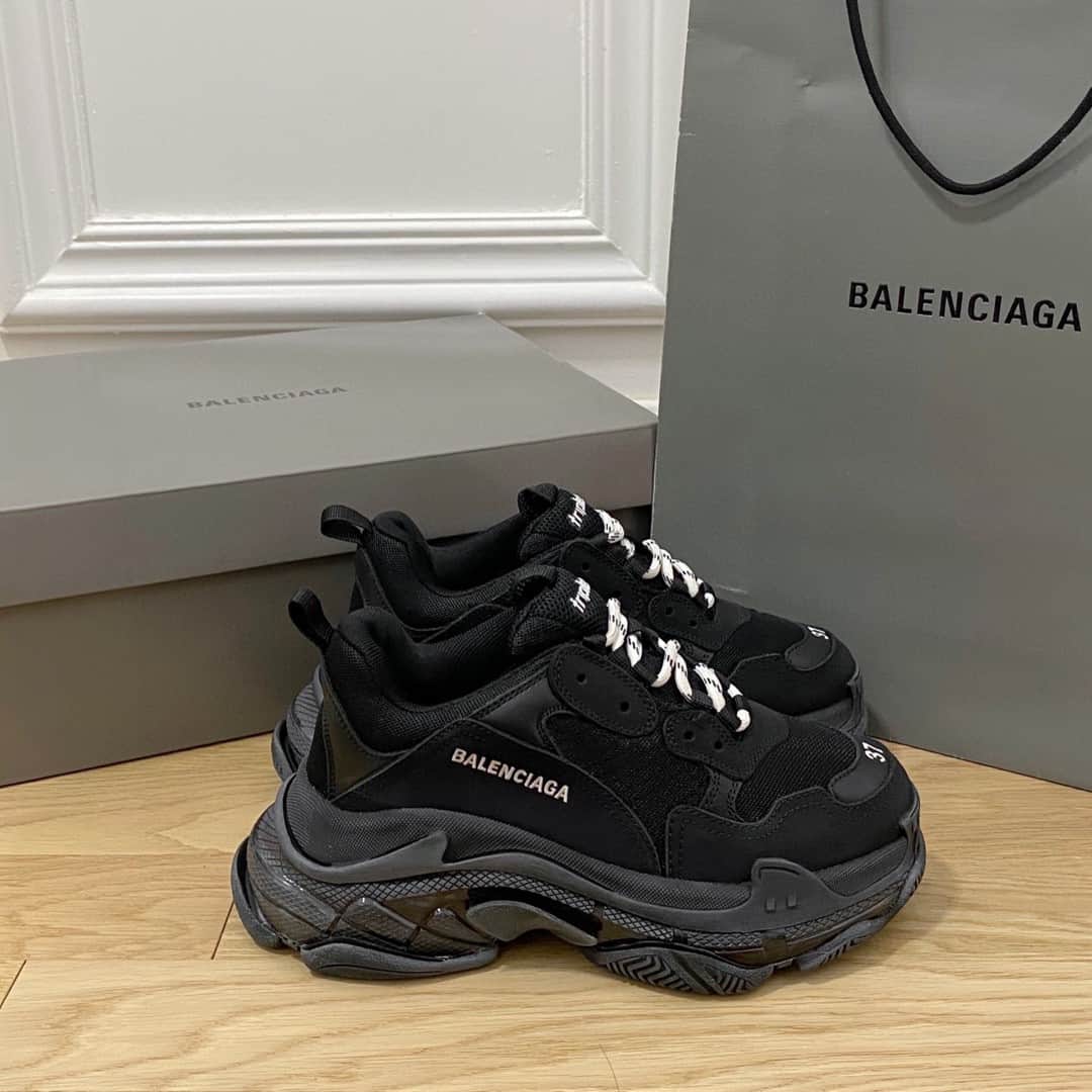 BALENCIAGA TRIPLE S SNEAKER - BB194