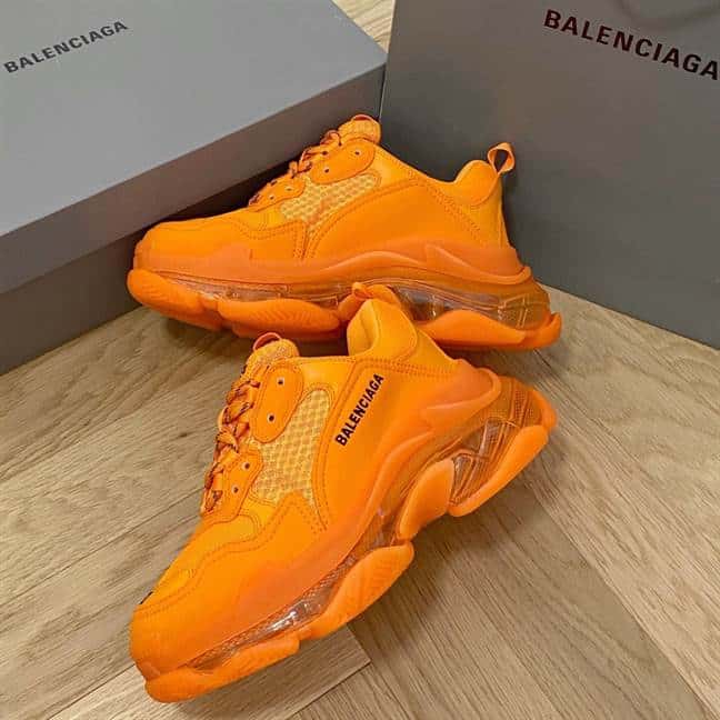 BALENCIAGA MEN'S TRIPLE S SNEAKER CLEAR SOLE - BB189