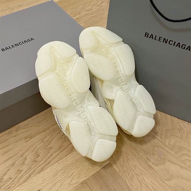BALENCIAGA MEN'S TRIPLE S SNEAKER CLEAR SOLE - BB193