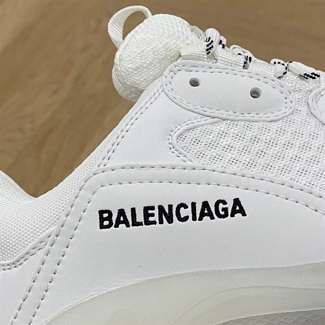 BALENCIAGA MEN'S TRIPLE S SNEAKER CLEAR SOLE - BB191