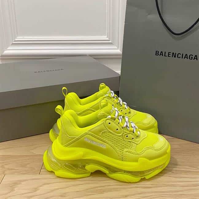 BALENCIAGA MEN'S TRIPLE S SNEAKER CLEAR SOLE - BB185