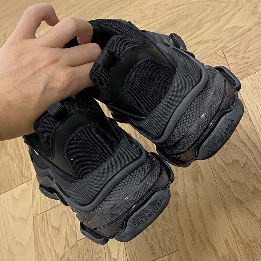 BALENCIAGA TRIPLE S SNEAKER - BB194
