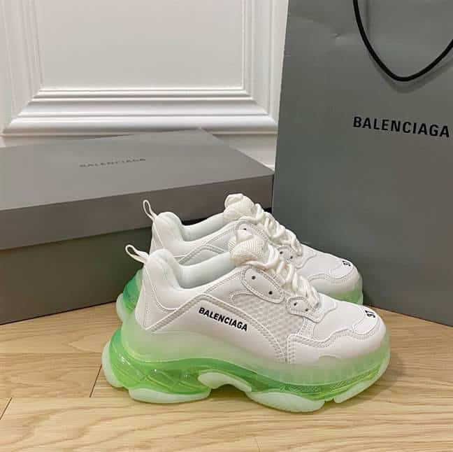 BALENCIAGA MEN'S TRIPLE S SNEAKER CLEAR SOLE - BB190