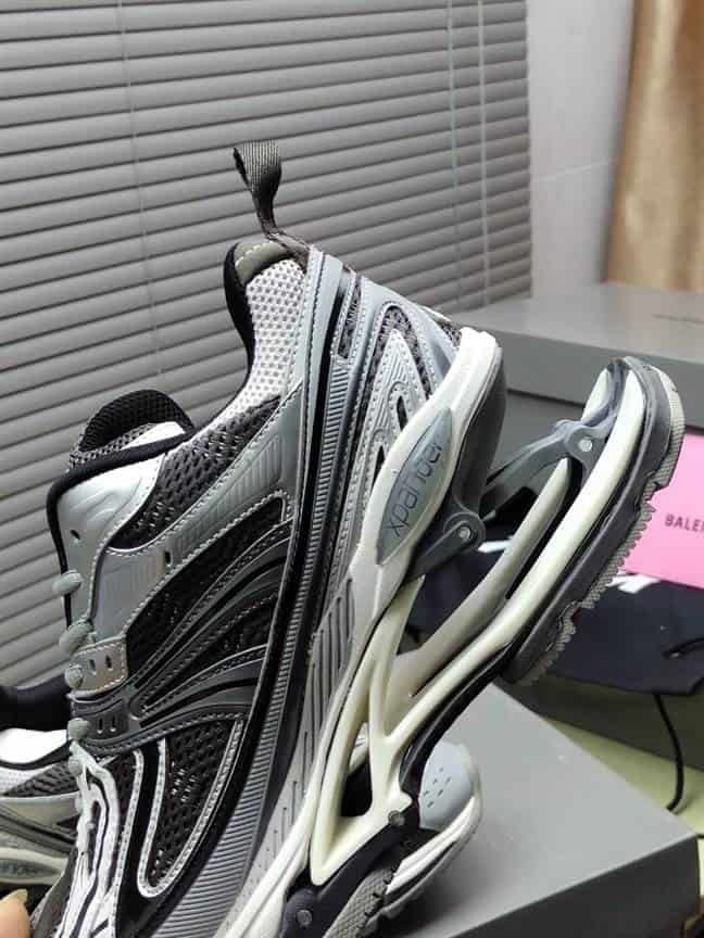 BALENCIAGA MEN'S X-PANDER SNEAKER - BB183