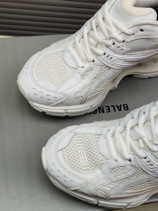 BALENCIAGA MEN'S X-PANDER SNEAKER - BB181